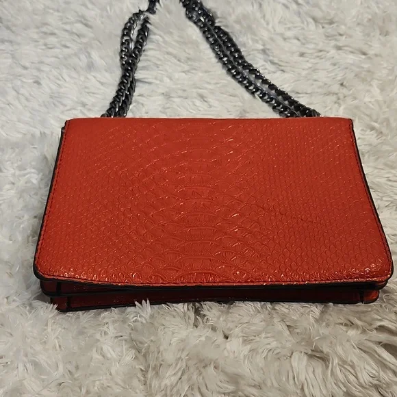 Red Snake Embossed Chain‎ Shoulder Bag Women's Fashion Clutch - Picture 5 of 15